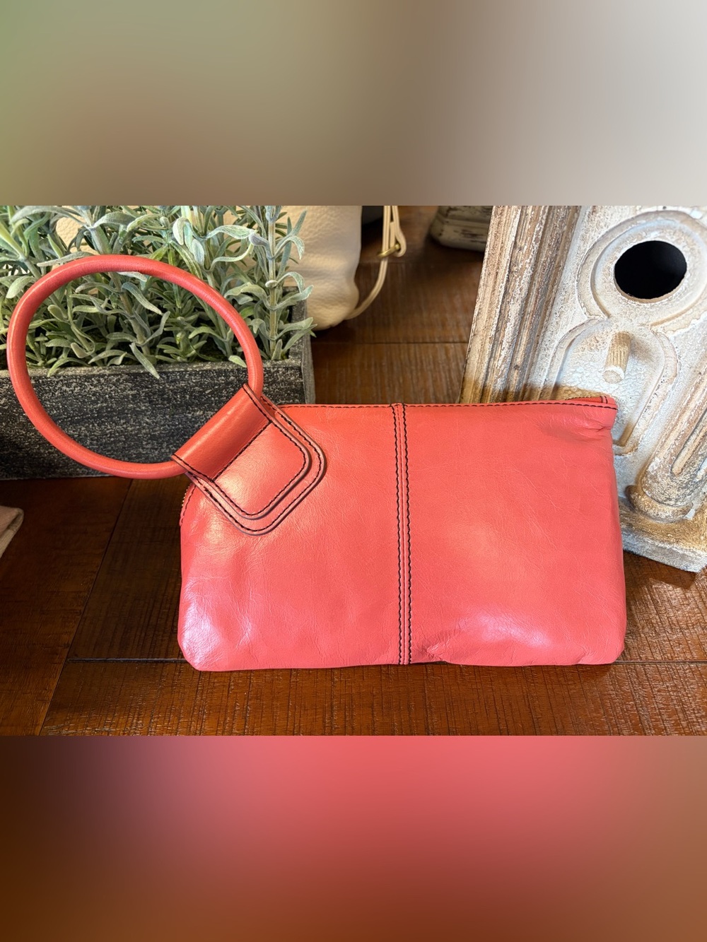 Hobo Leather Sable Wristlet
